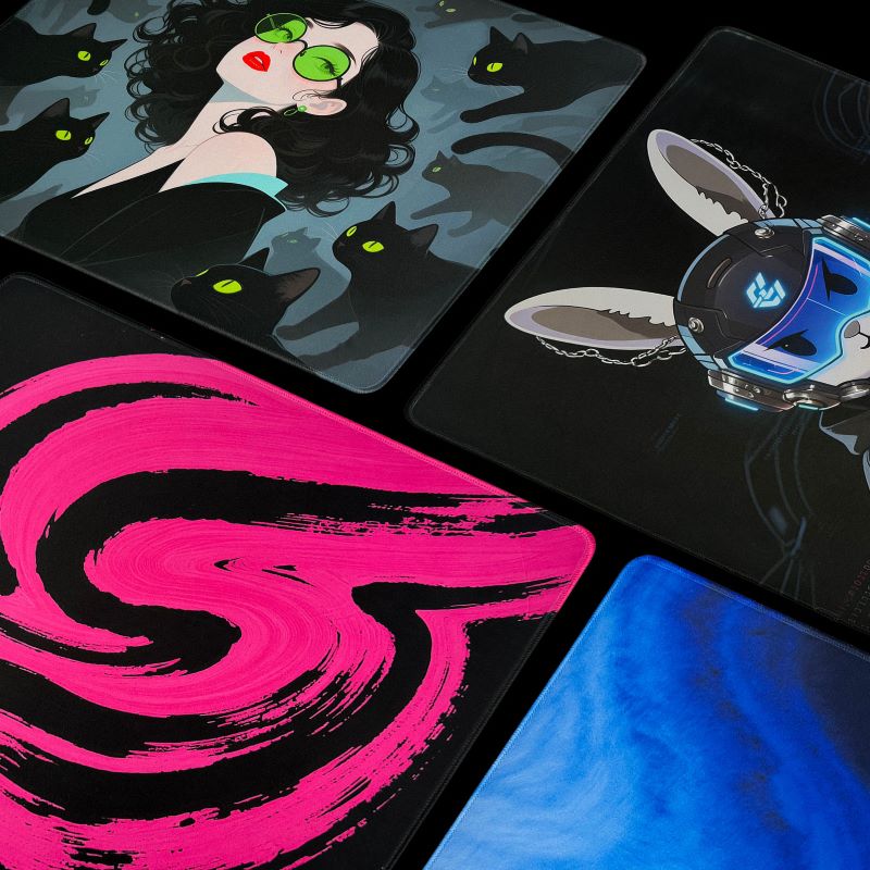 eight-character pattern mouse pad.jpg